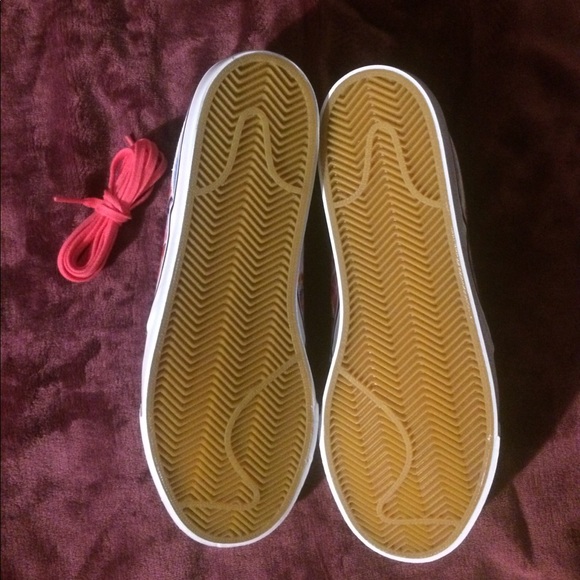 Nike Zoom Air SB “Cherry Blossom” Low - Picture 6 of 8